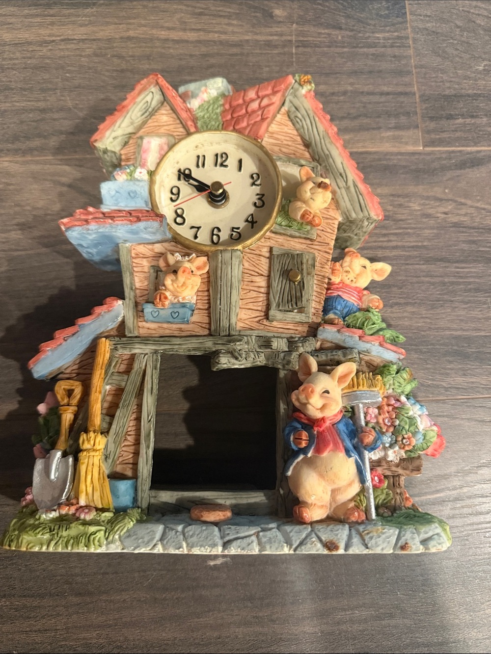 Whimsical Pig Cottage Clock – Pastel Pink & Blue 6:24🎶